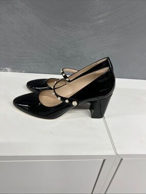 Stuart Weitzman Black Patent Mary Jane Block Heels with Pearl Strap